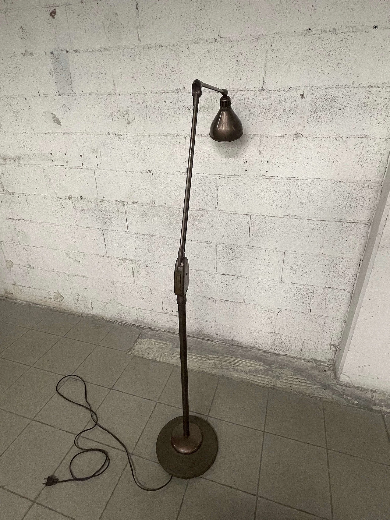 Lampada da terra allungabile 605 di Dazor MFG, anni '50 17