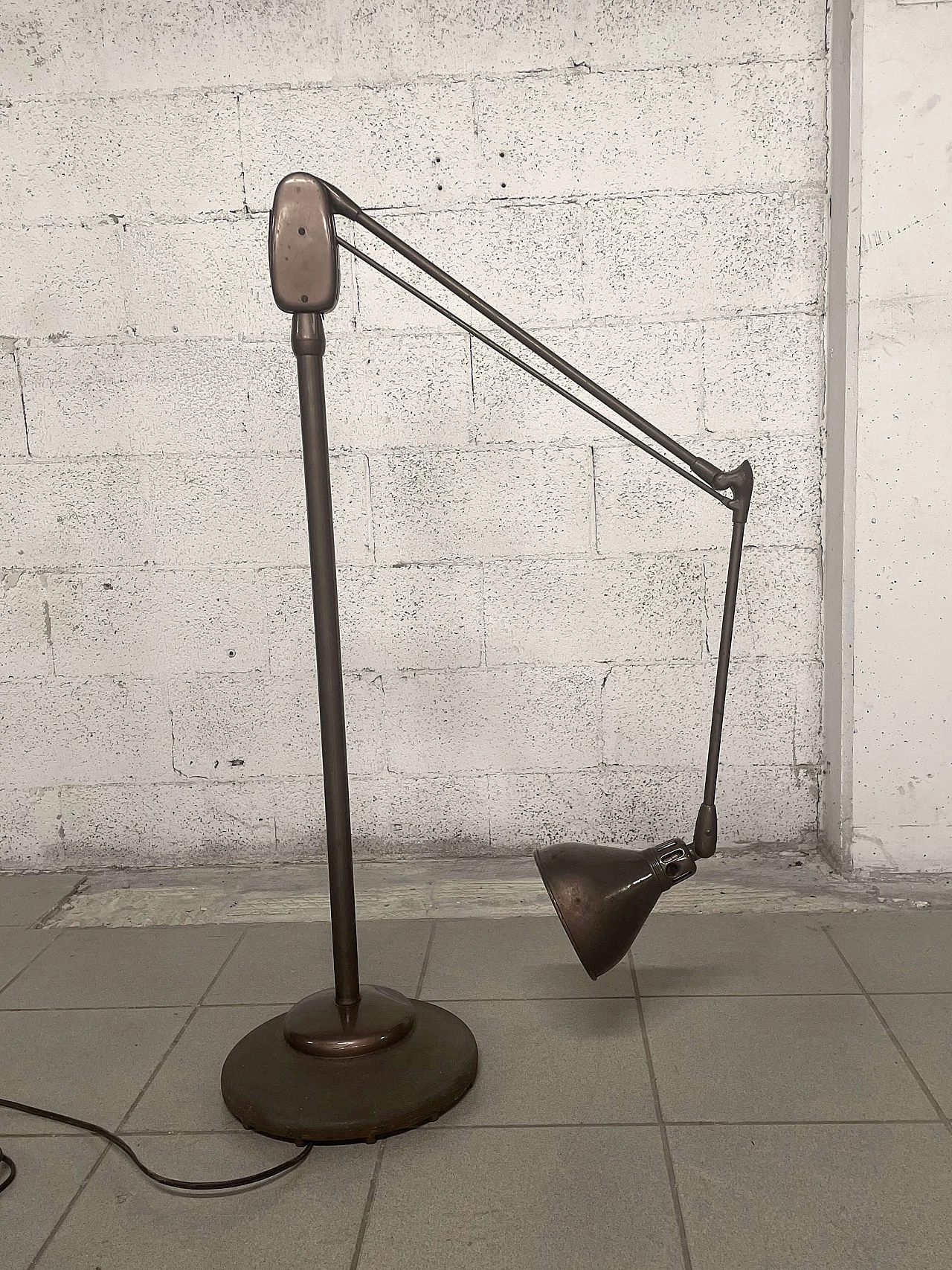 Lampada da terra allungabile 605 di Dazor MFG, anni '50 18