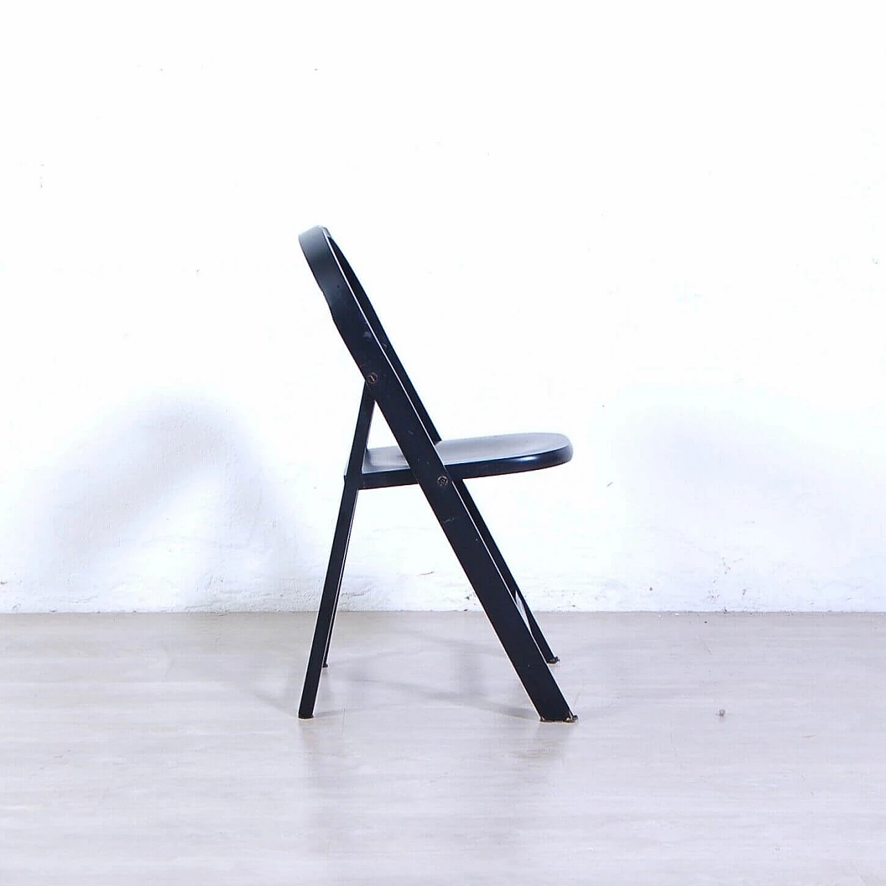 Black lacquered wooden folding chair, 1960s 3