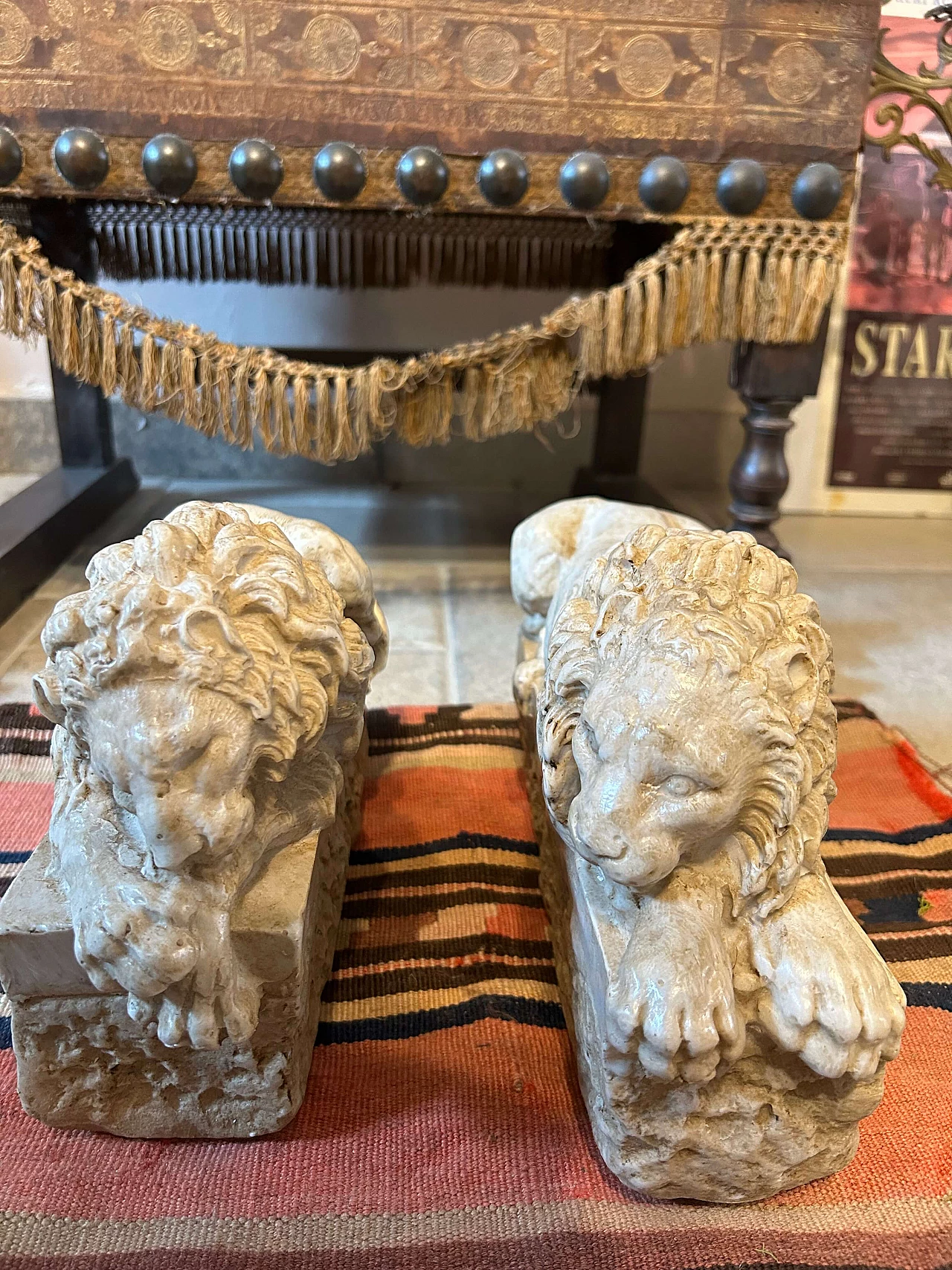 Lions, copy after Canova, pair of marble dust sculptures 1