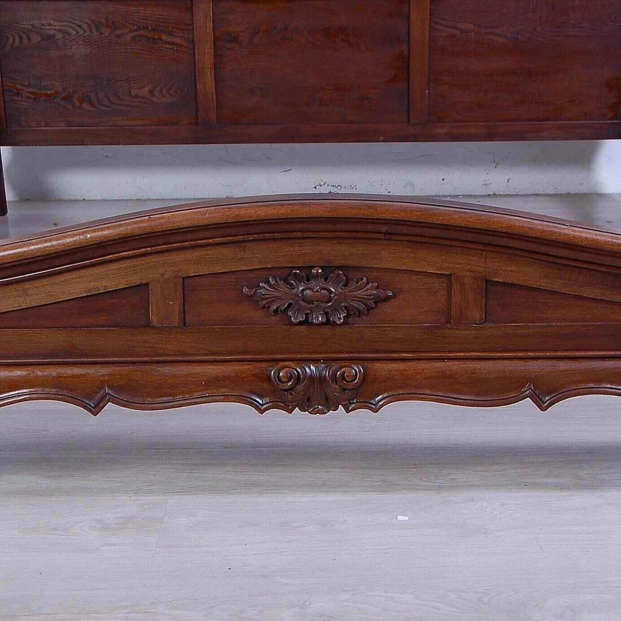 Carved wooden double bed, early 20th century 12