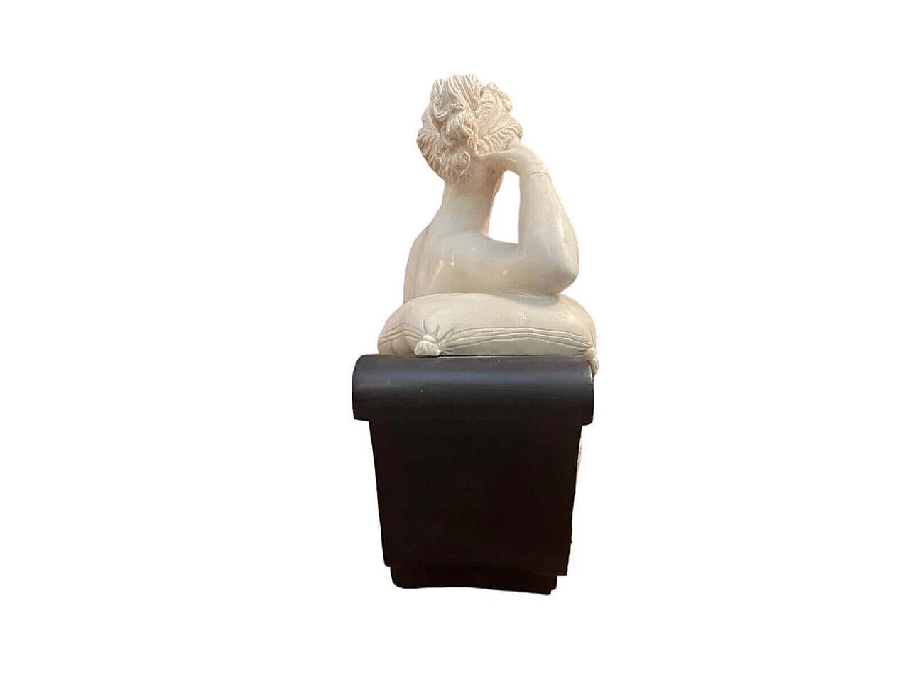 Gino Ruggeri, Paolina Bonaparte, scultura in alabastro con base in legno 3