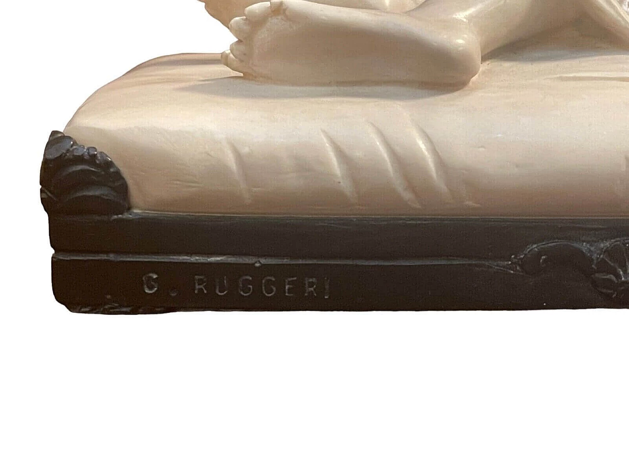 Gino Ruggeri, Paolina Bonaparte, scultura in alabastro con base in legno 5