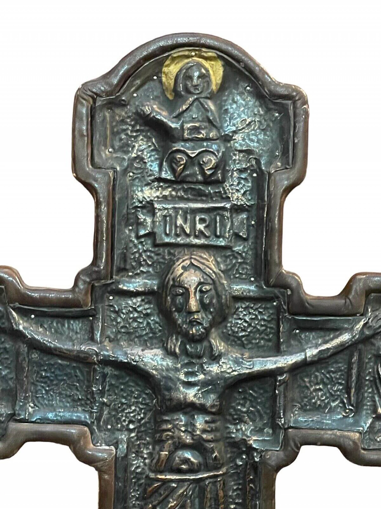 Crocifisso in rame sbalzato in stile bizantino, '800 3
