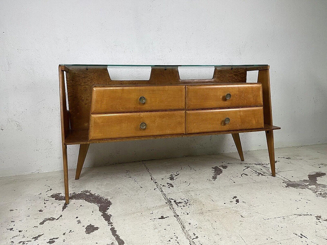 Sideboard in briarwood, brass and glass, 1950s 2