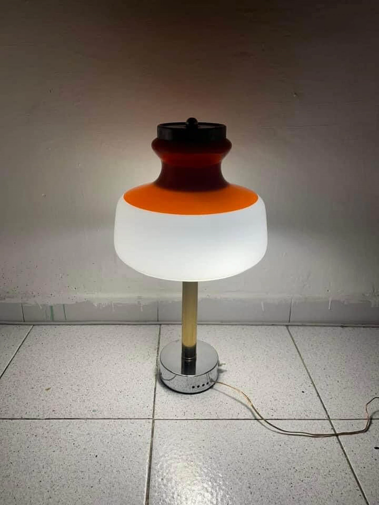 Glass table lamp in orange and white with metal structure, 1960s 1