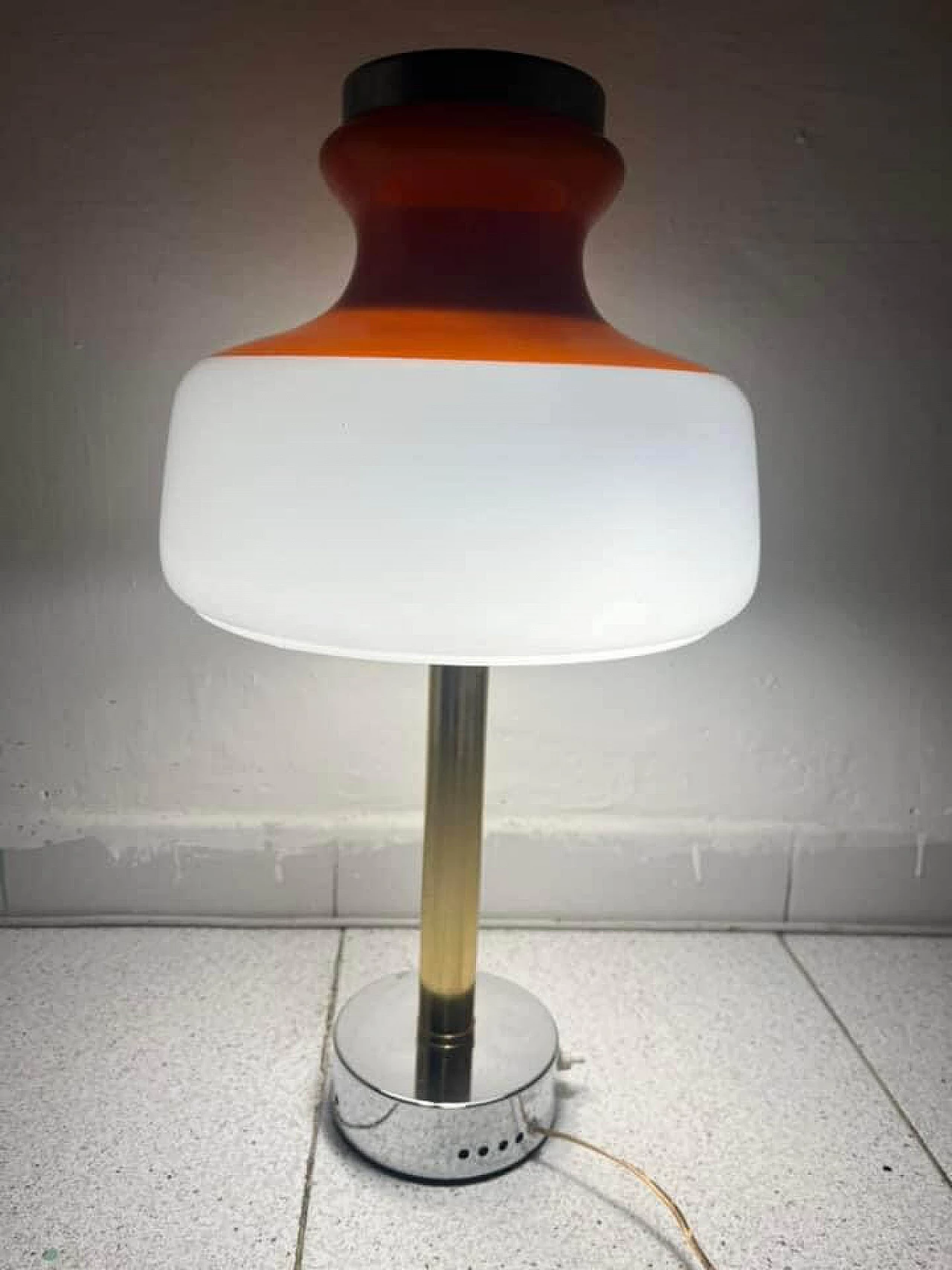 Glass table lamp in orange and white with metal structure, 1960s 3