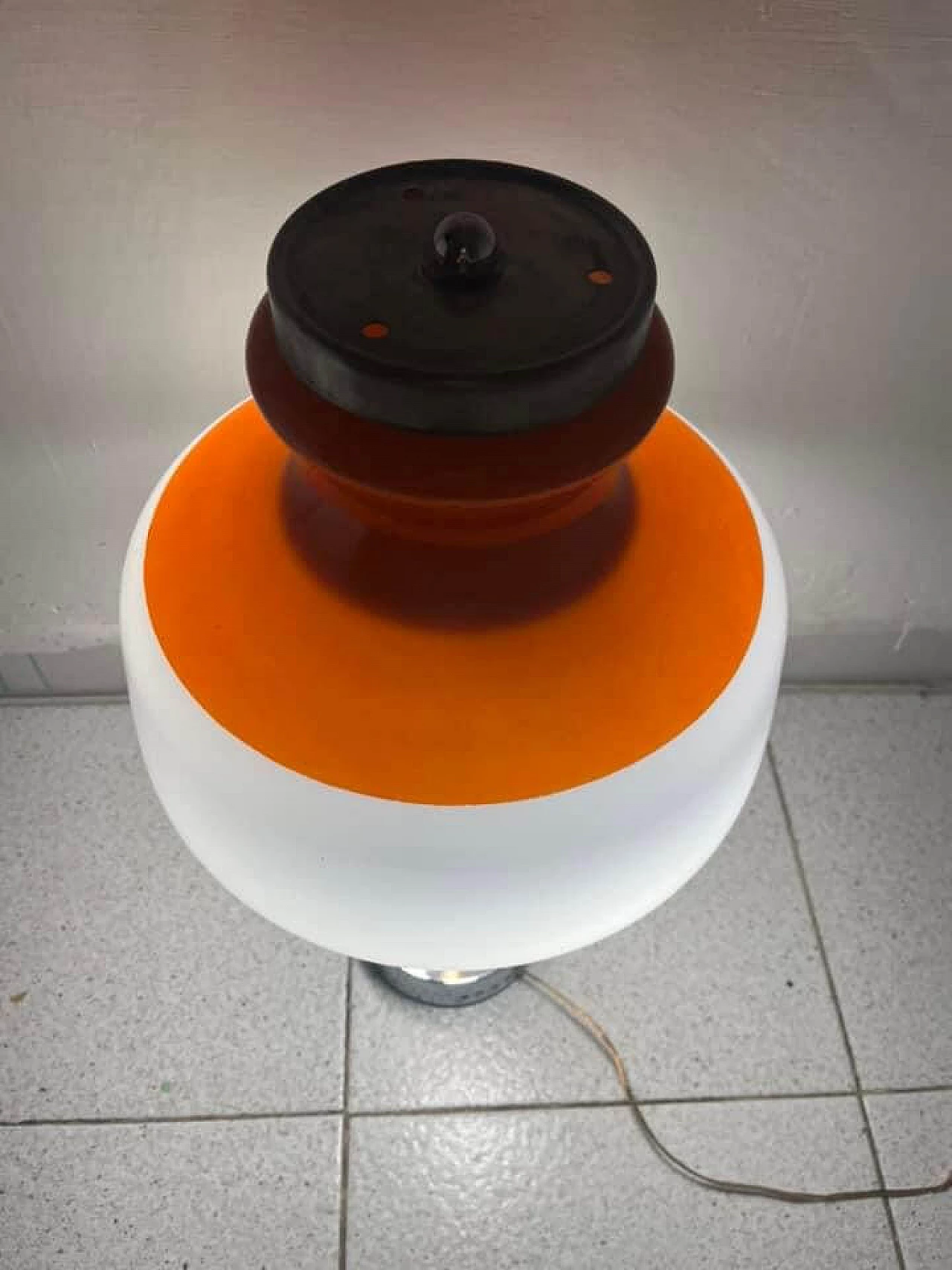 Glass table lamp in orange and white with metal structure, 1960s 4