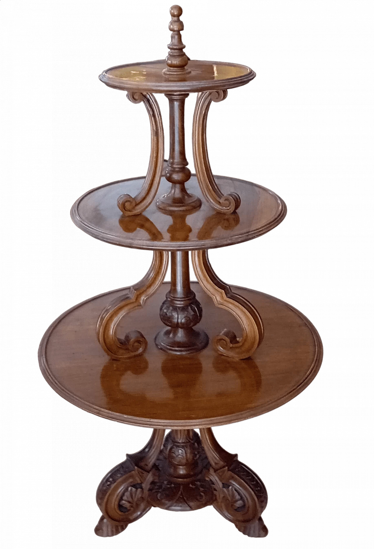 Display table in walnut with three shelves, second half 19th century 6