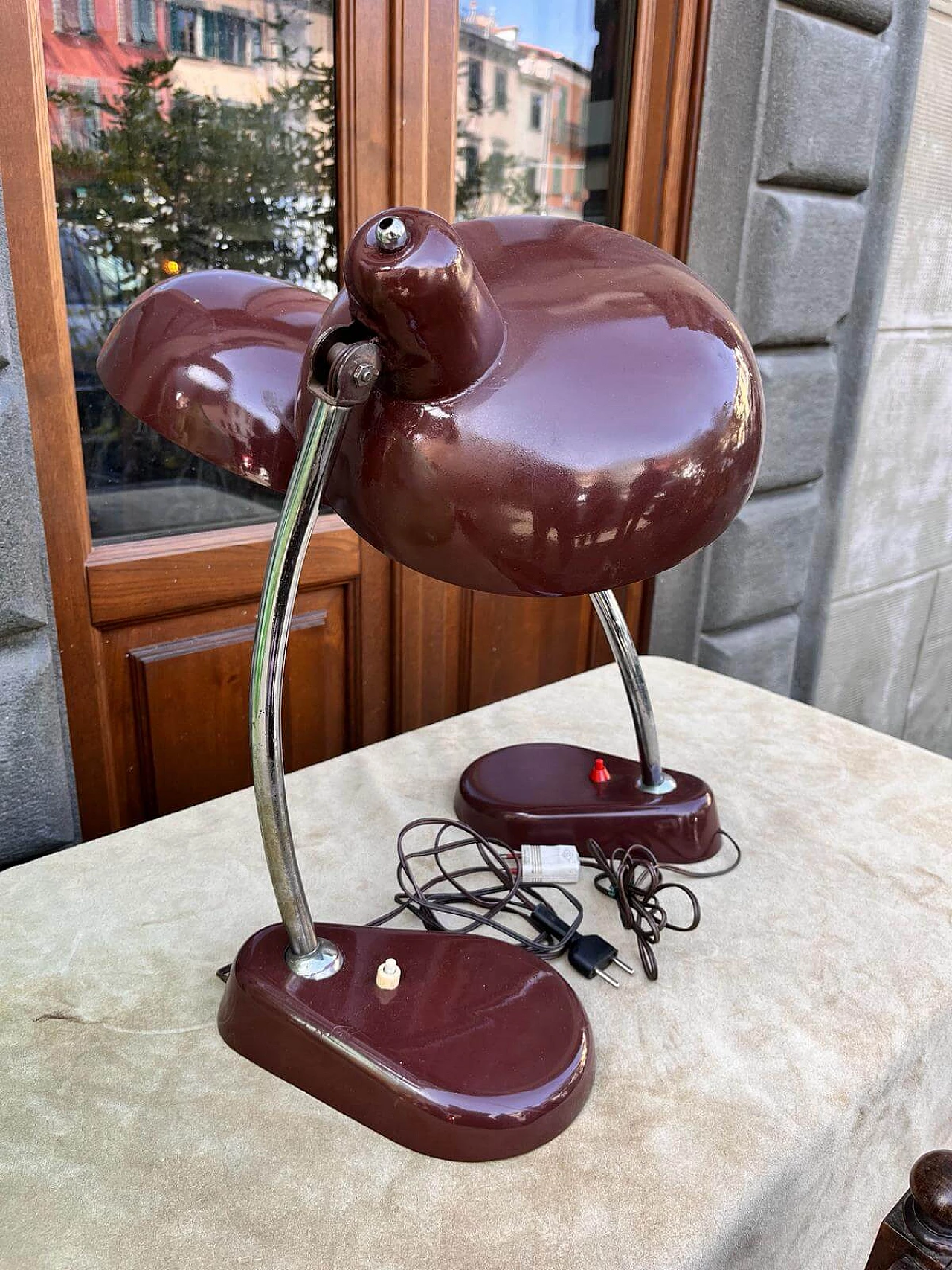 Pair of metal ministerial table lamps, 1950s 10