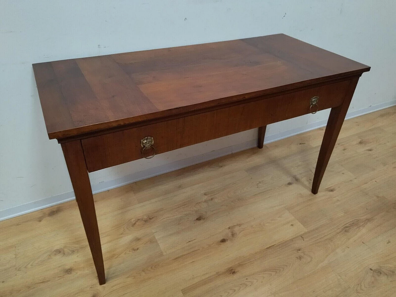 Directoire walnut table with drawer, late 18th century 2