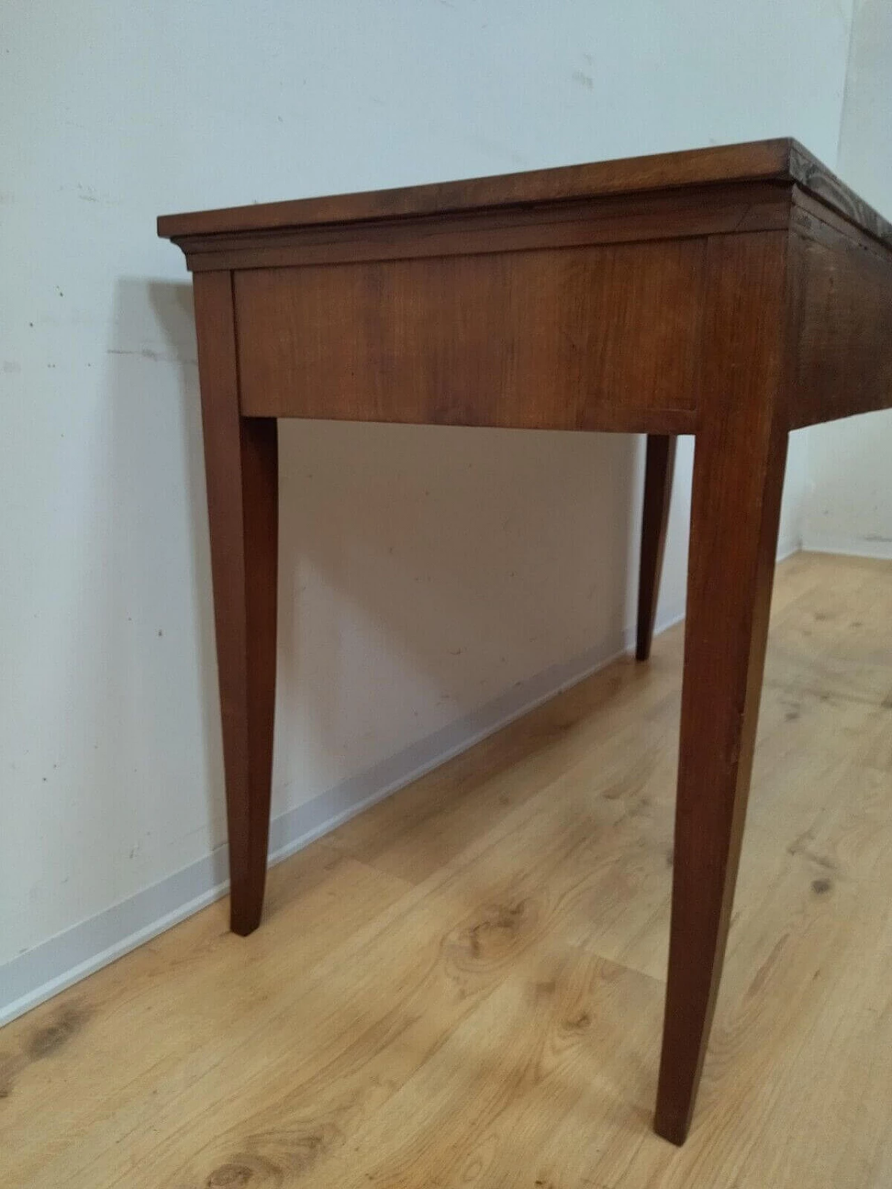 Directoire walnut table with drawer, late 18th century 18