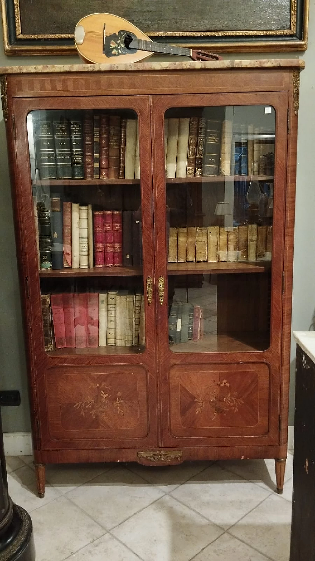 Rosewood and rosewood inlaid bookcase, 19th century 1