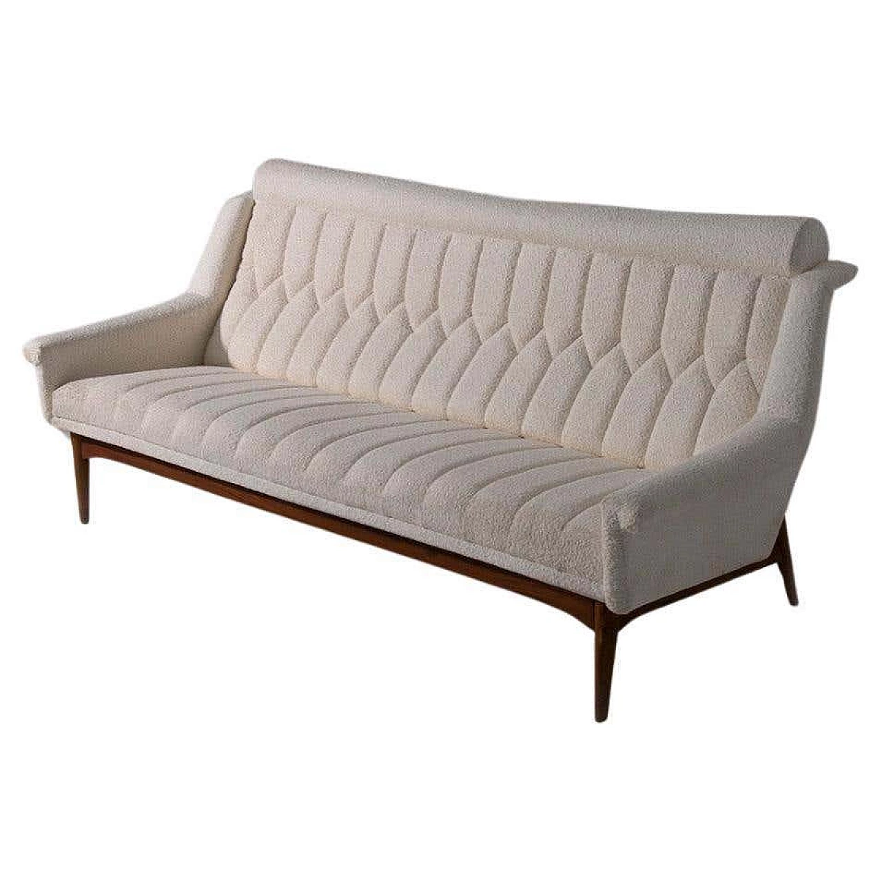 Danish white bouclé sofa with wooden legs, 1950s 9