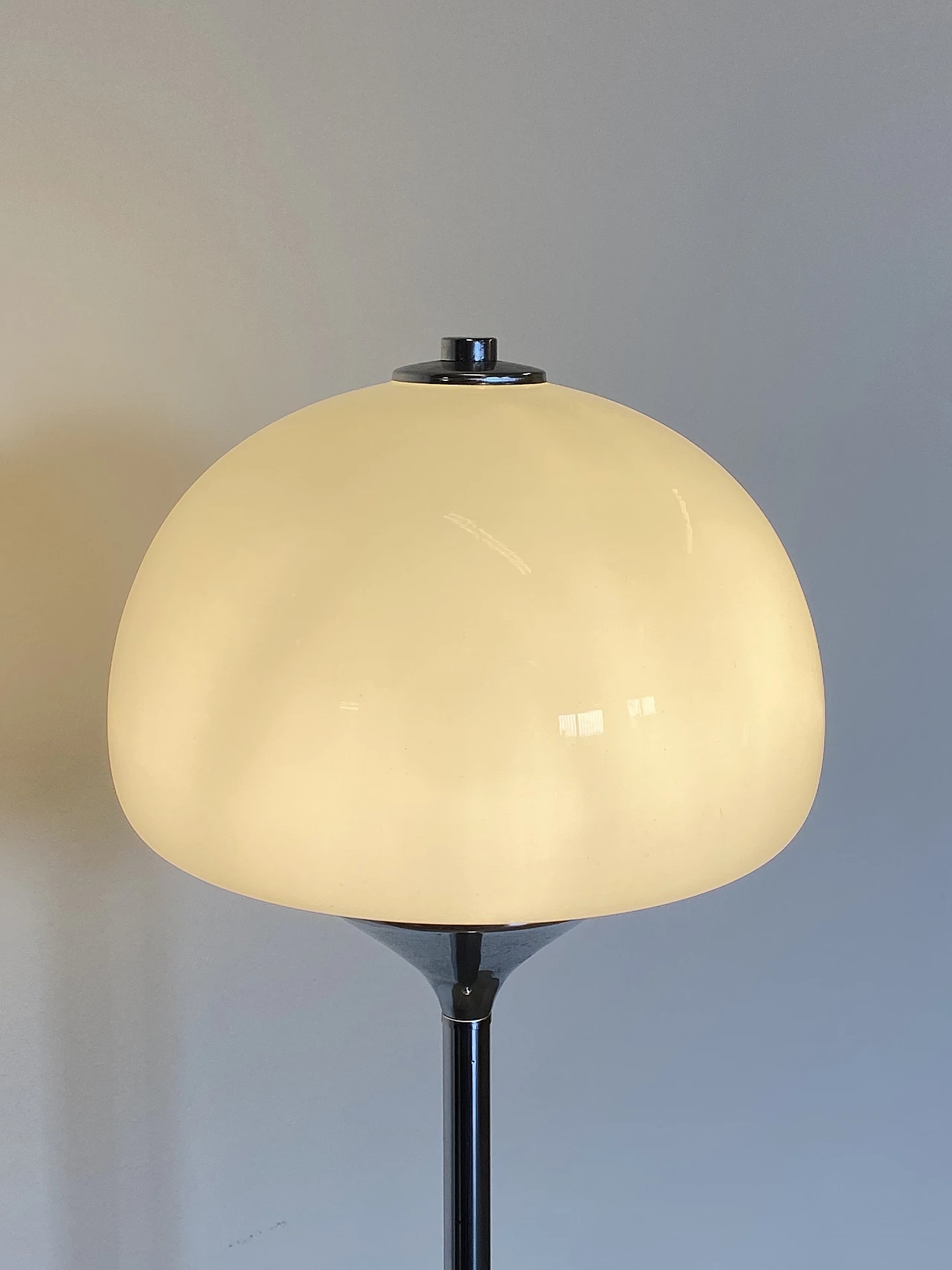 Floor lamp in glass and chromed metal, 1970s 11