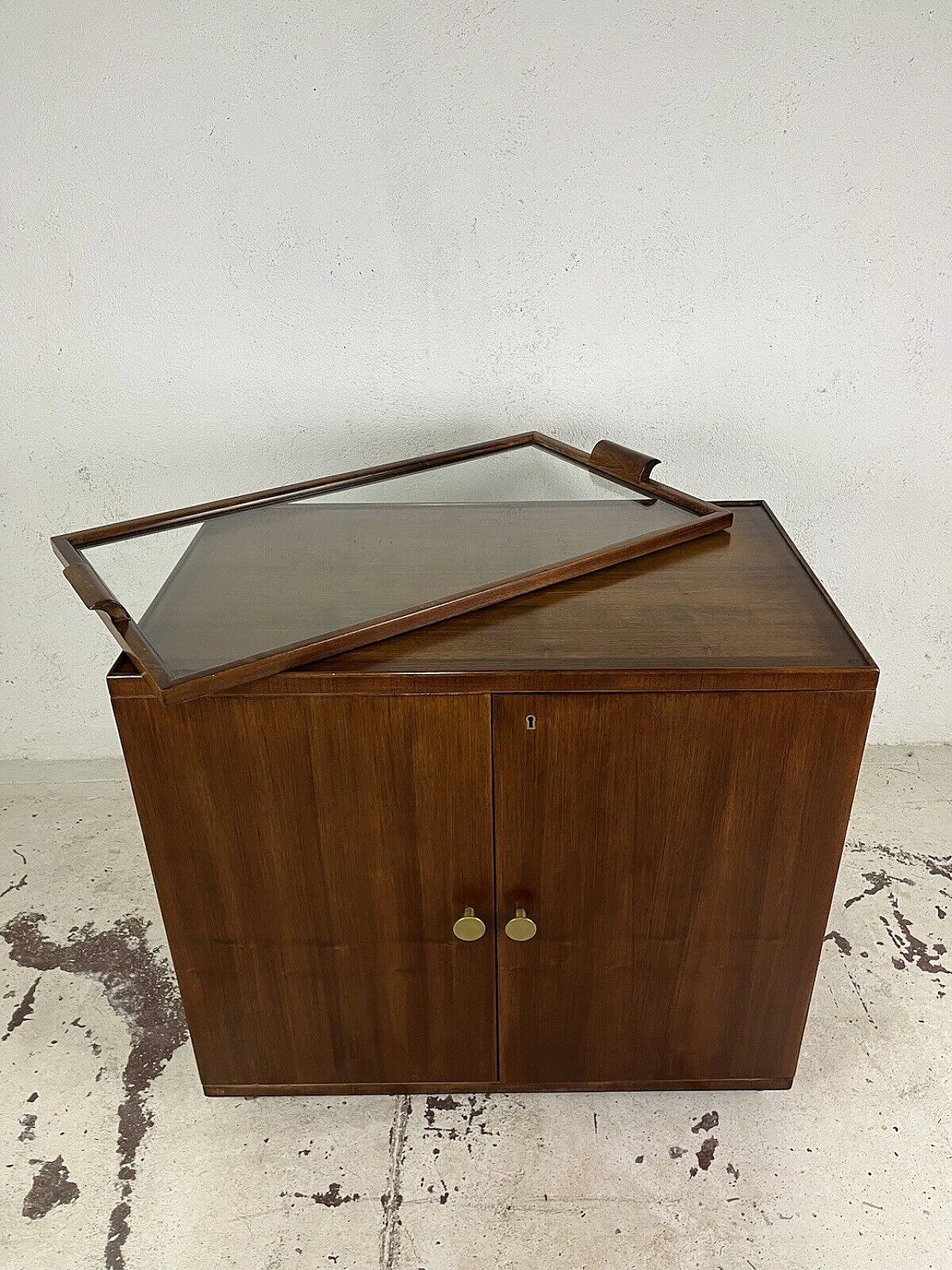 Wood, glass and brass bar cabinet with casters, 1970s 11