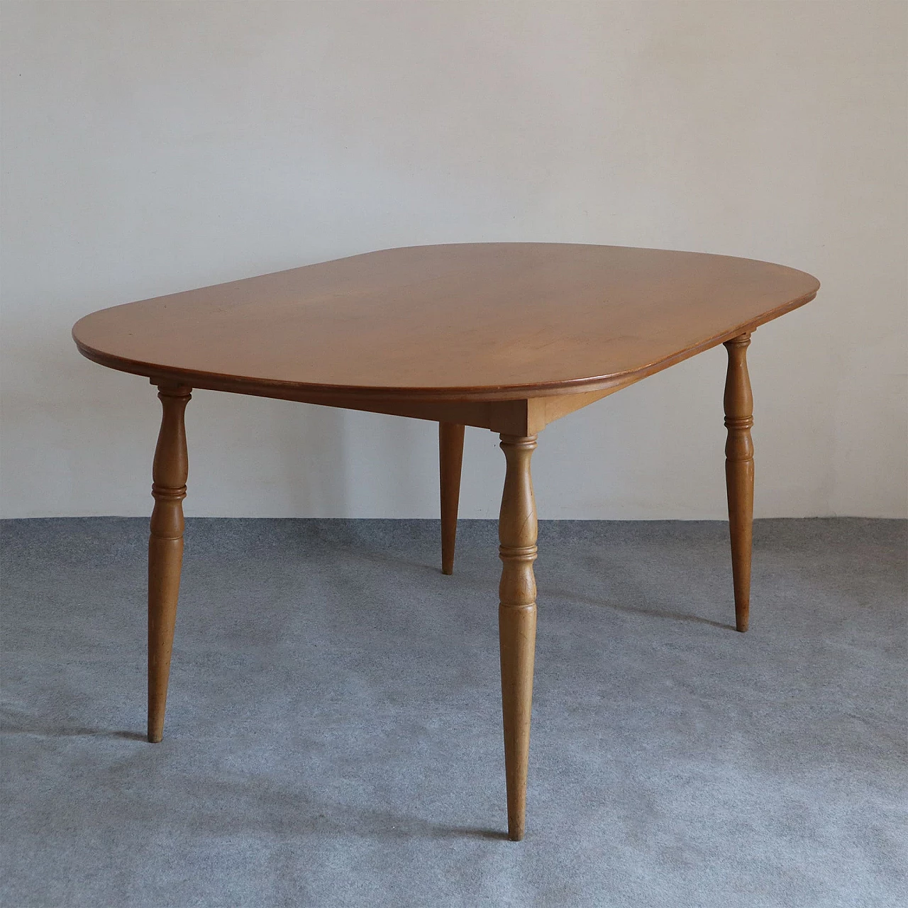 Table in solid beech by ISA Bergamo, 1960s 3