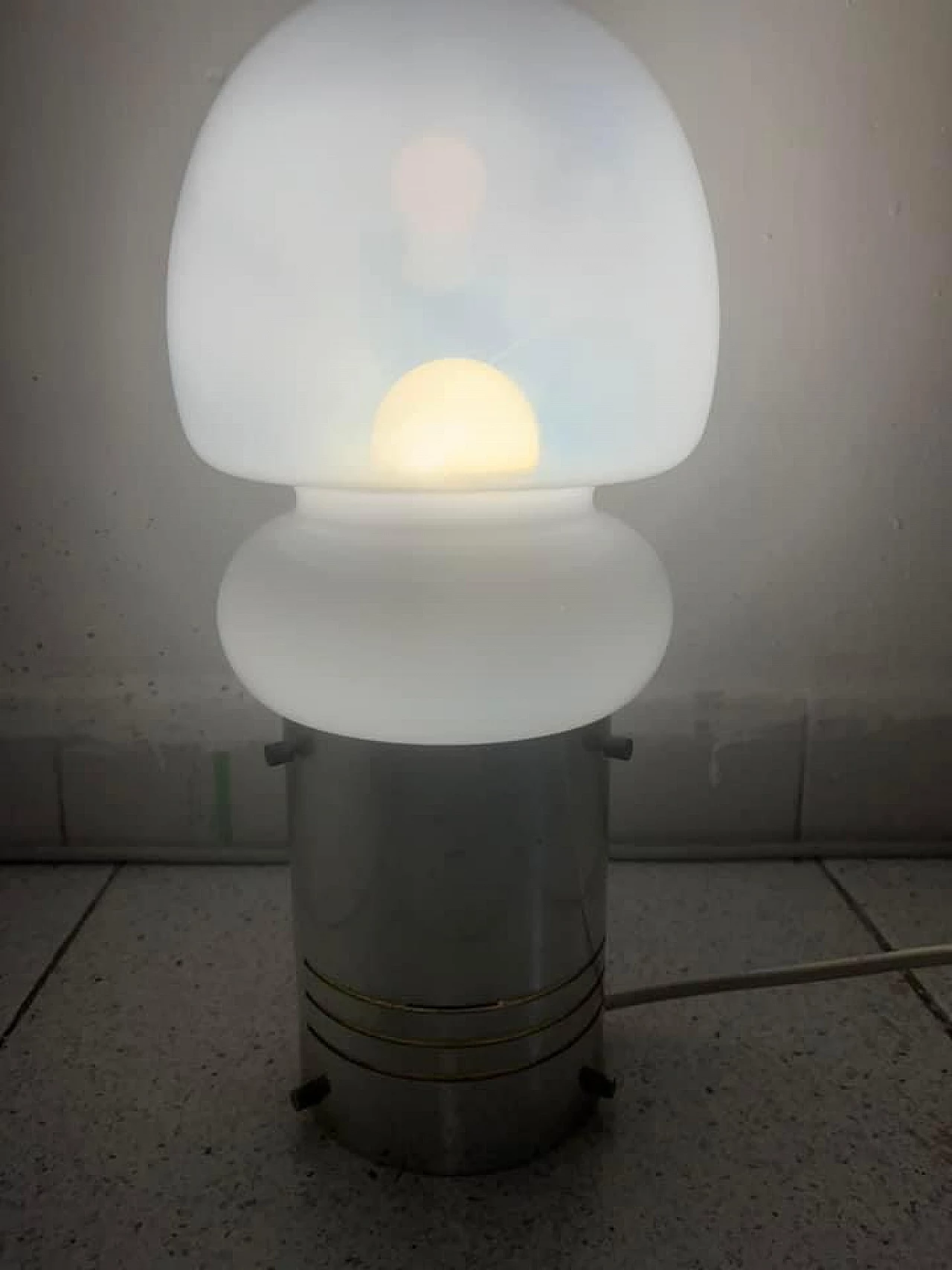 Table lamp in glass and chromed metal, 1970s 3