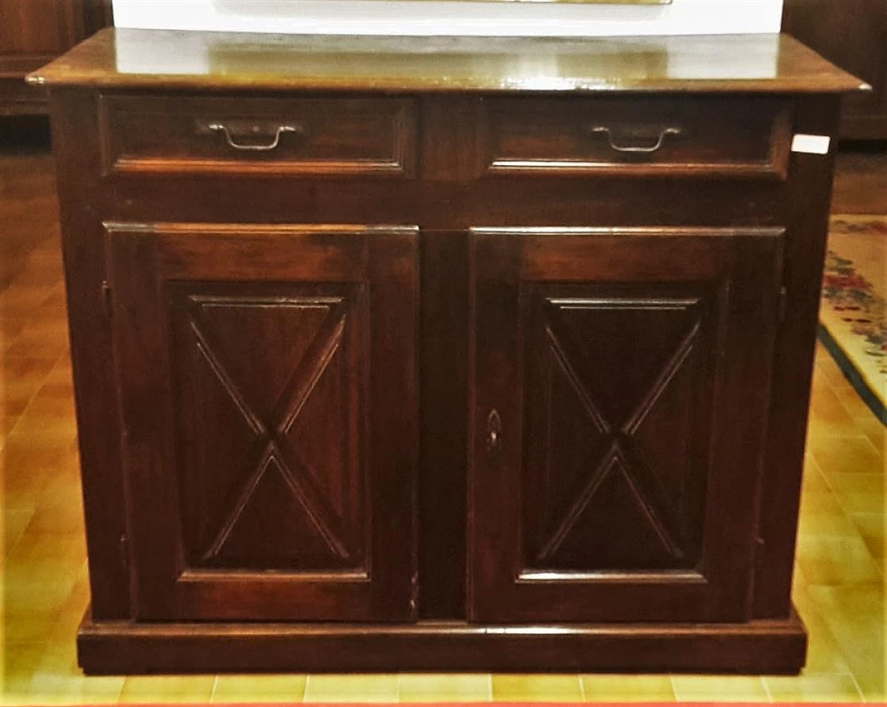 Walnut sideboard with two drawers and doors, early 18th century 1