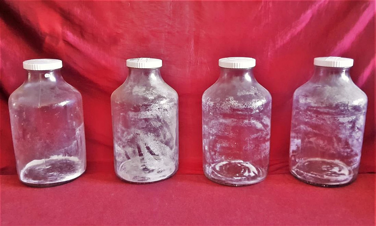 4 Bristol glass jars, early 20th century 1