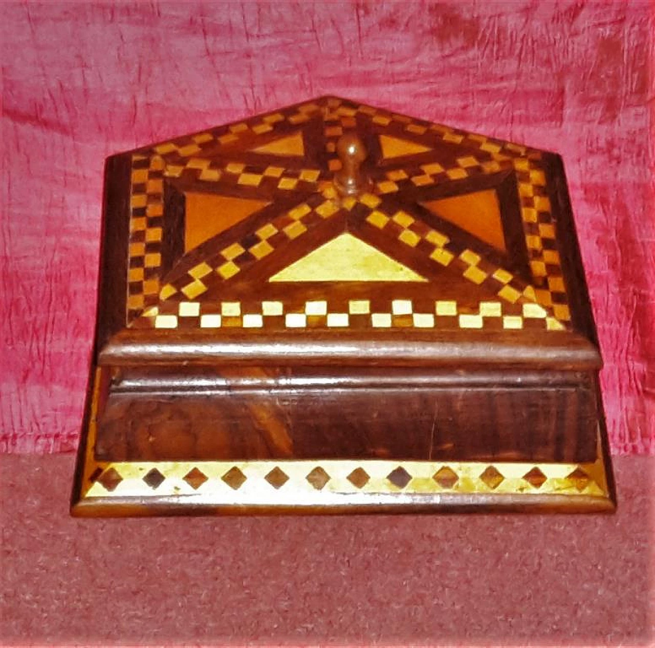 Wooden jewellery box, early 20th century 5