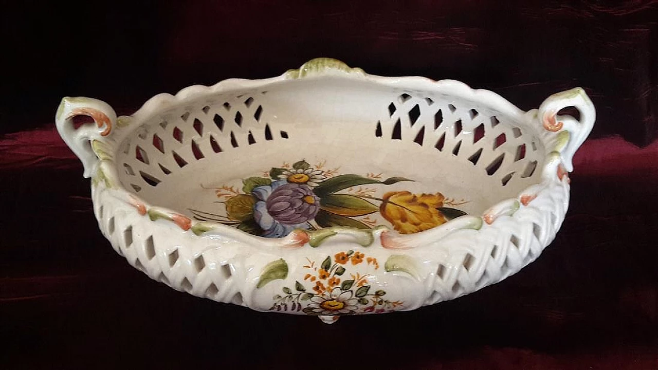 Hand-painted Bassano ceramic basket 5