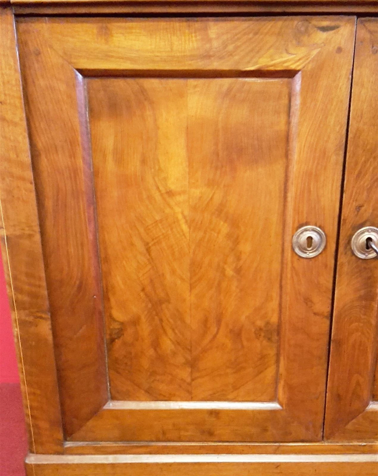 Walnut sideboard with four doors, mid-19th century 4