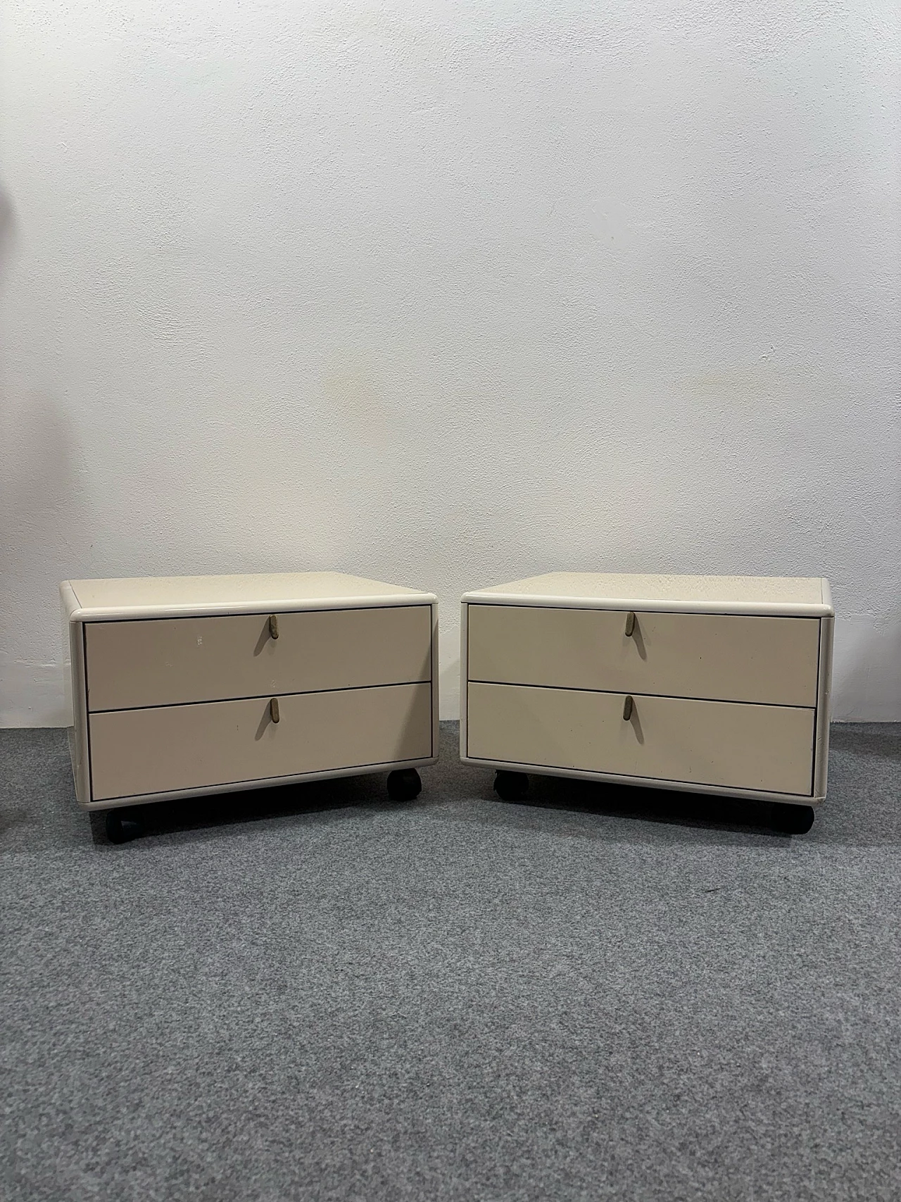 Pair of Henné bedside tables by George Coslin for Longato, 1970s 1