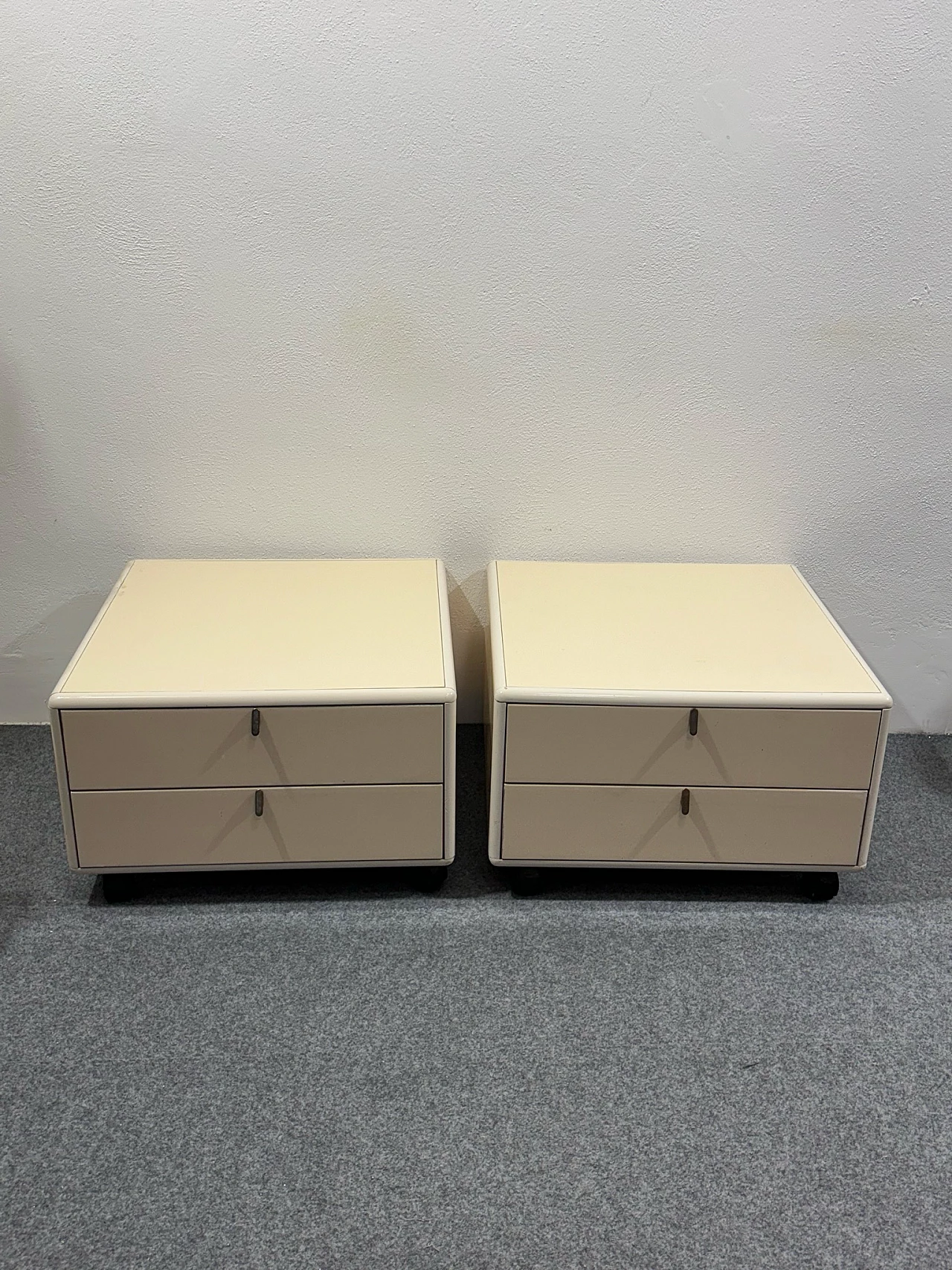 Pair of Henné bedside tables by George Coslin for Longato, 1970s 5