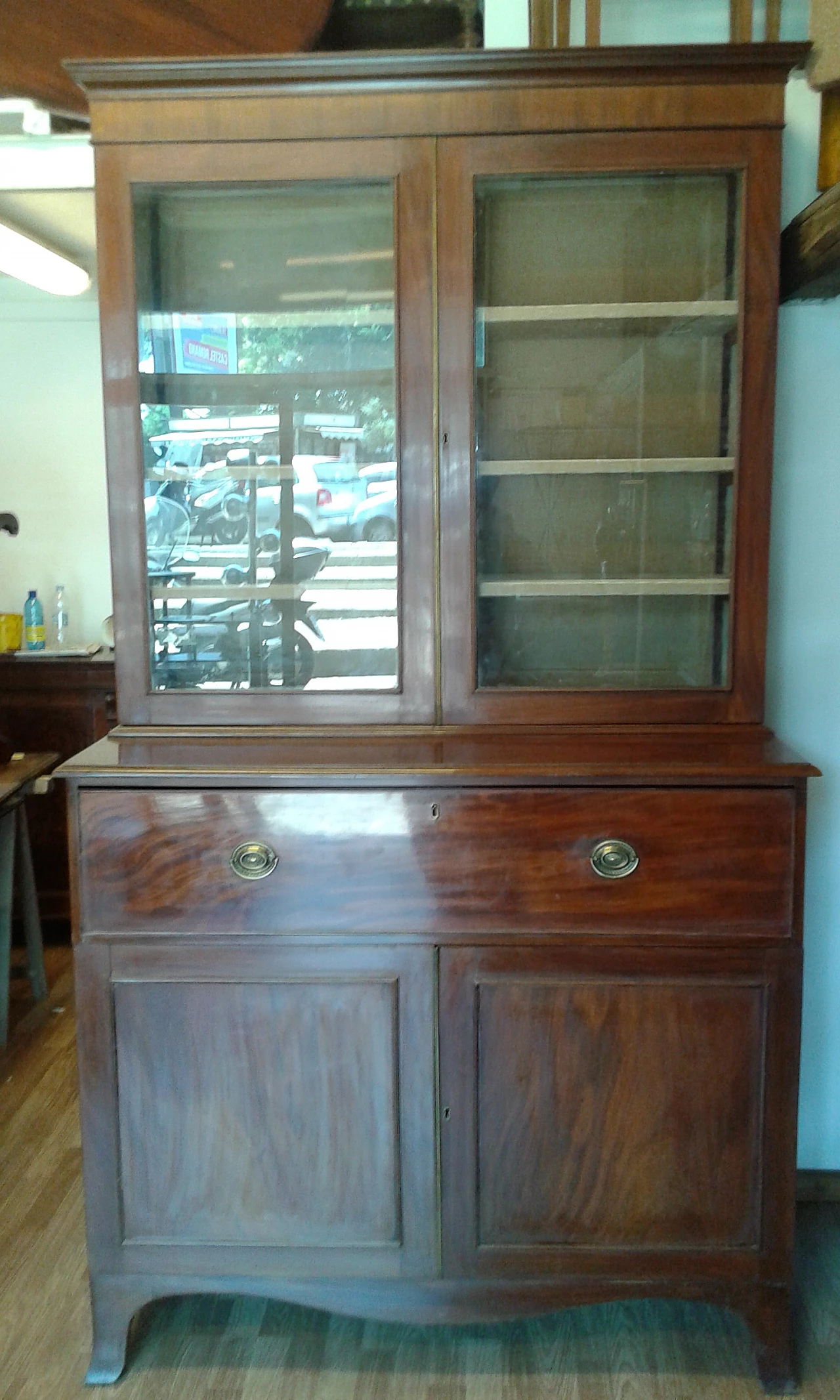 Mahogany bookcase with two glass doors, early 19th century 1