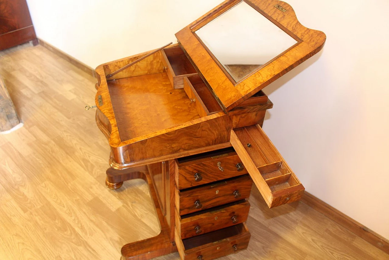 Davenport Victorian walnut writing desk, 19th century 3