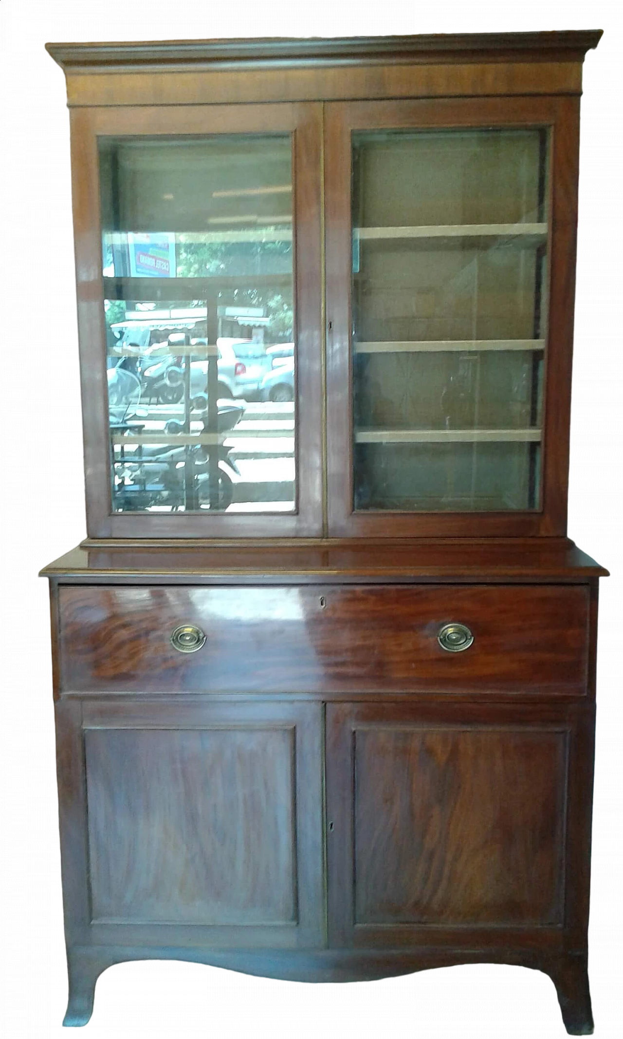 Mahogany bookcase with two glass doors, early 19th century 9