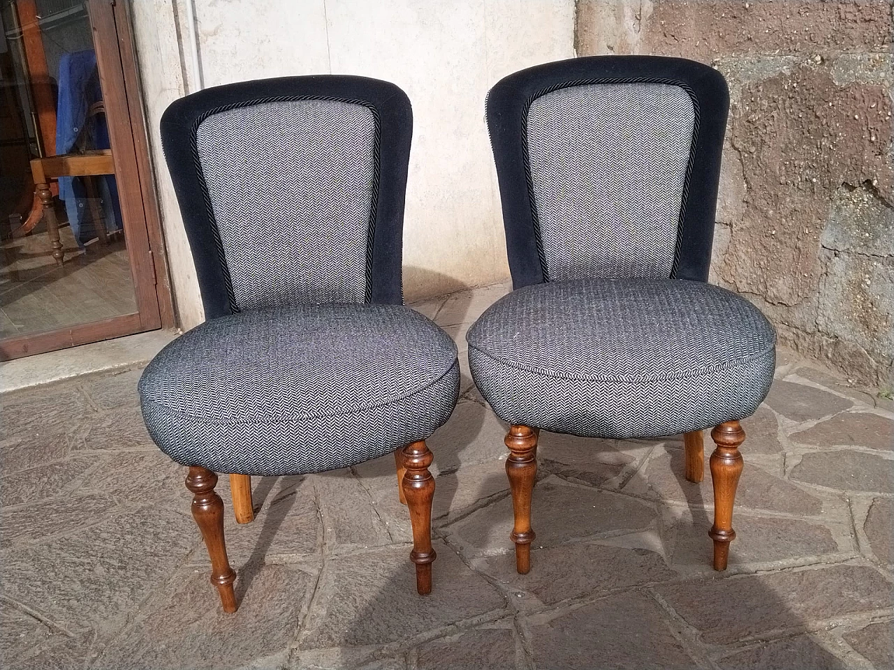 Walnut bedroom armchairs, 19th century 1