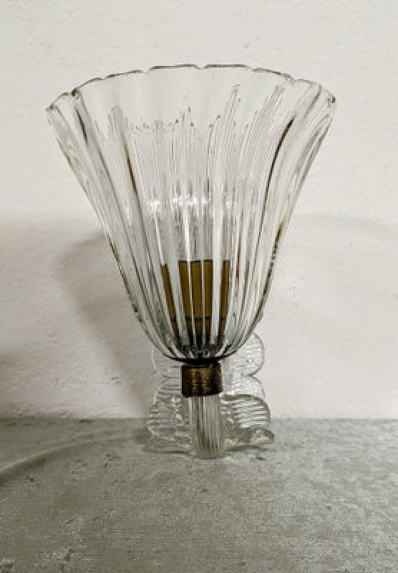 Glass wall lamp attributed to Barovier, 1940s 3