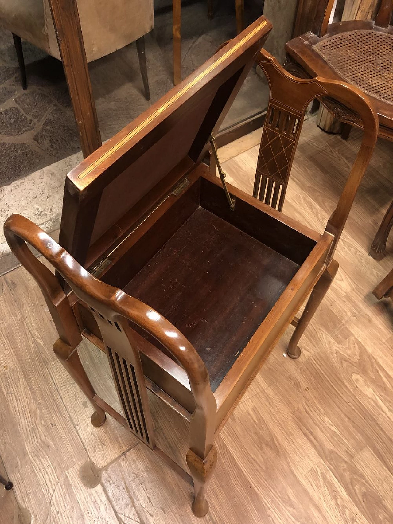 Mahogany storage bench with maple threads 2