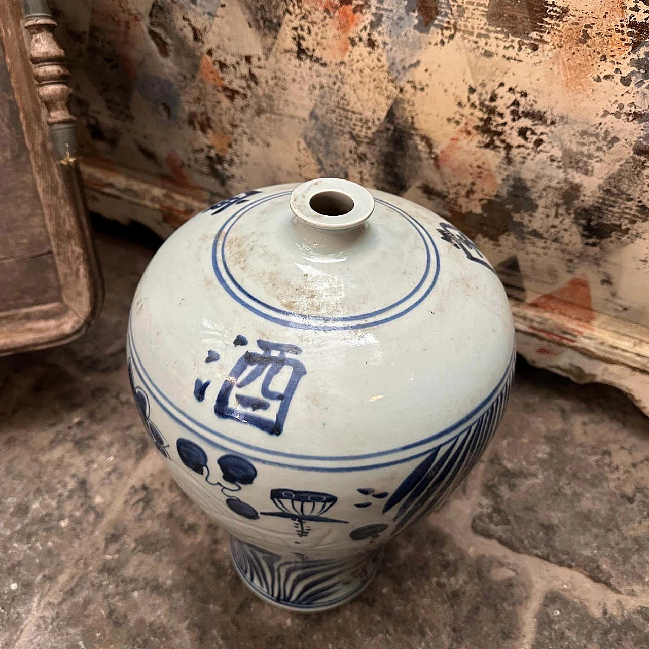 Chinese vase in white and blue ceramic, 1970s 9