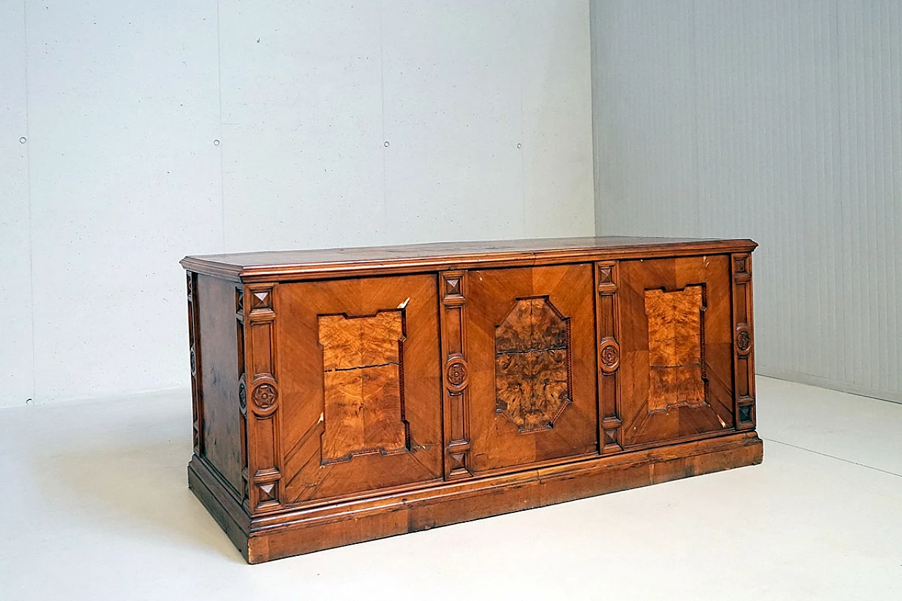 Walnut and briarwood desk with seven drawers, late 19th century 1