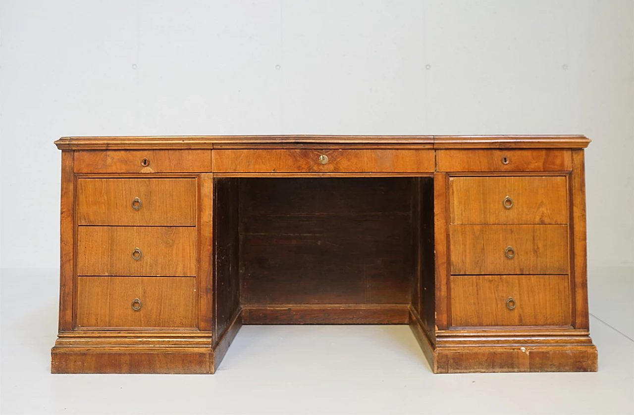 Walnut and briarwood desk with seven drawers, late 19th century 2