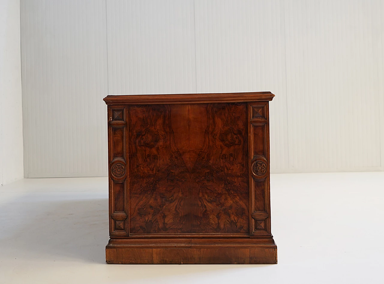 Walnut and briarwood desk with seven drawers, late 19th century 4