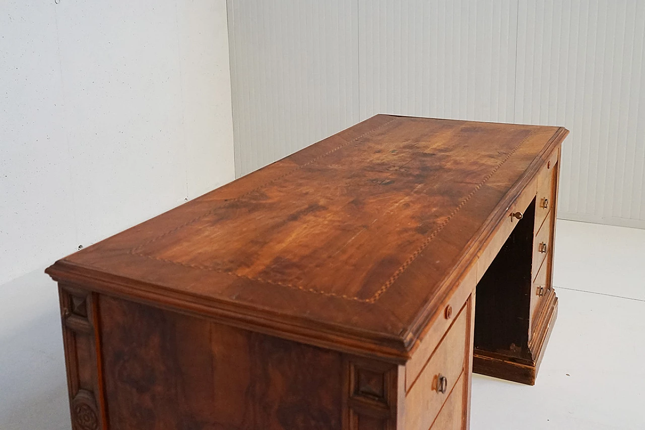 Walnut and briarwood desk with seven drawers, late 19th century 8