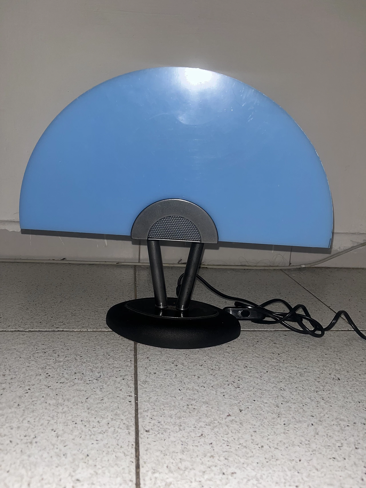 Plastic table lamp, 1980s 3