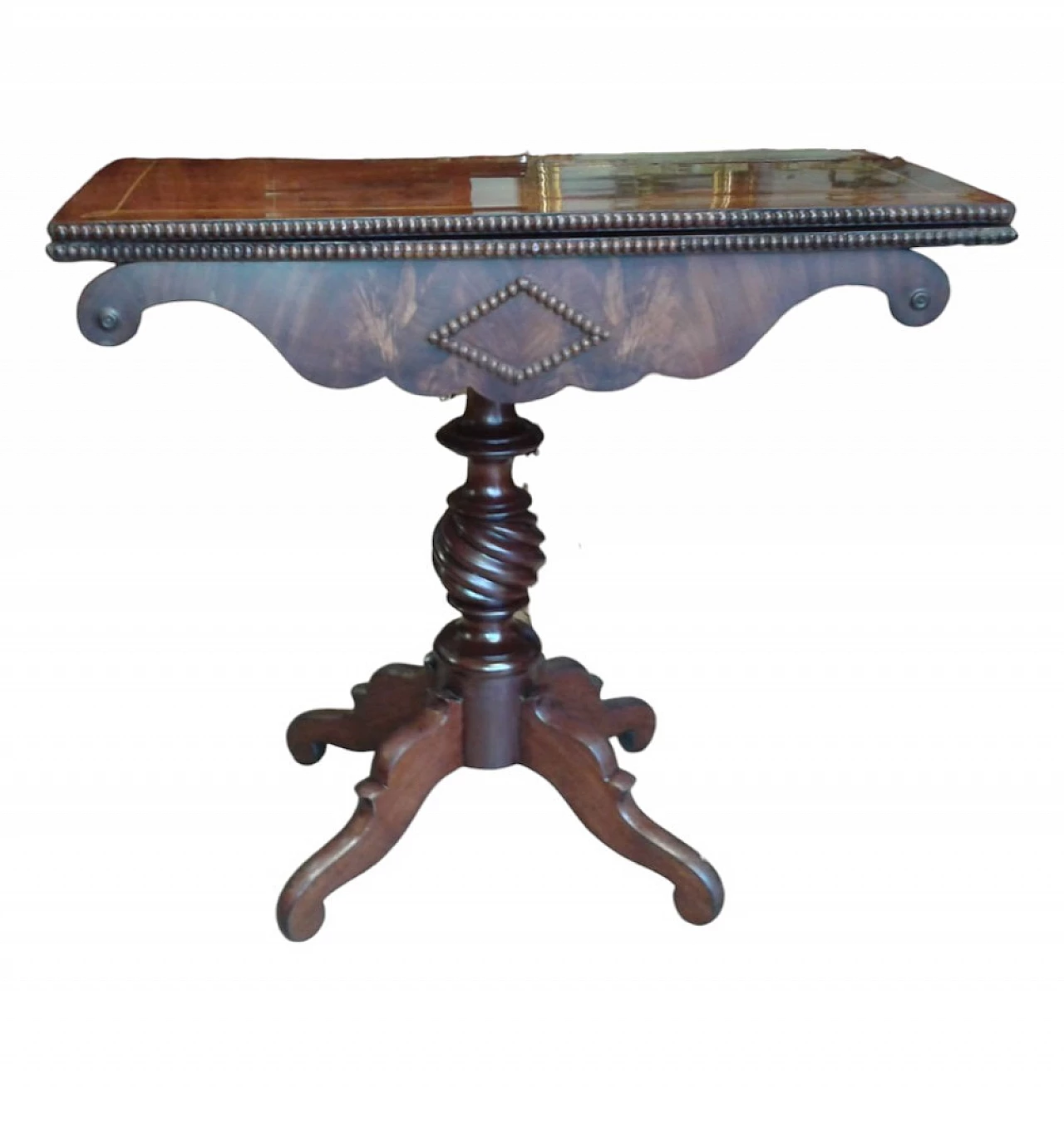 Mahogany game table with maple thread, 19th century 8