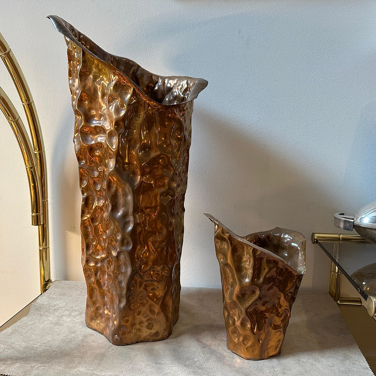 Pair of Brutalist copper vases by Angelo Bragalini, 1960s 7