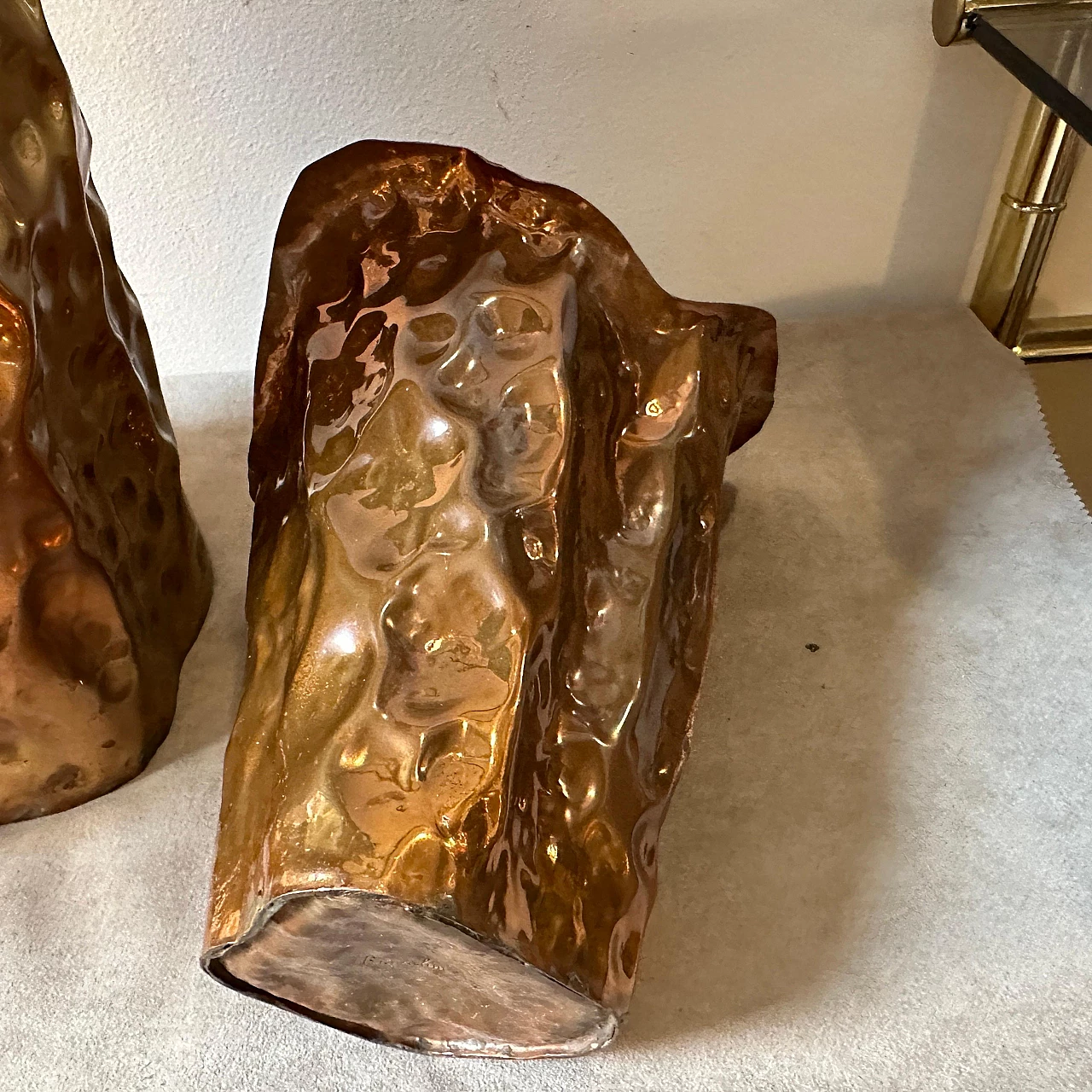 Pair of Brutalist copper vases by Angelo Bragalini, 1960s 12