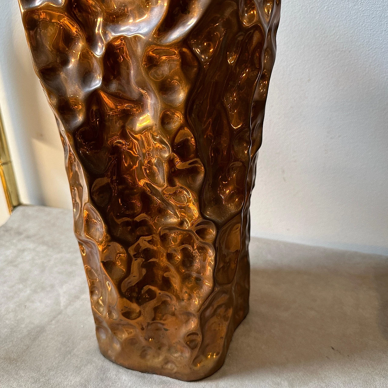 Pair of Brutalist copper vases by Angelo Bragalini, 1960s 15