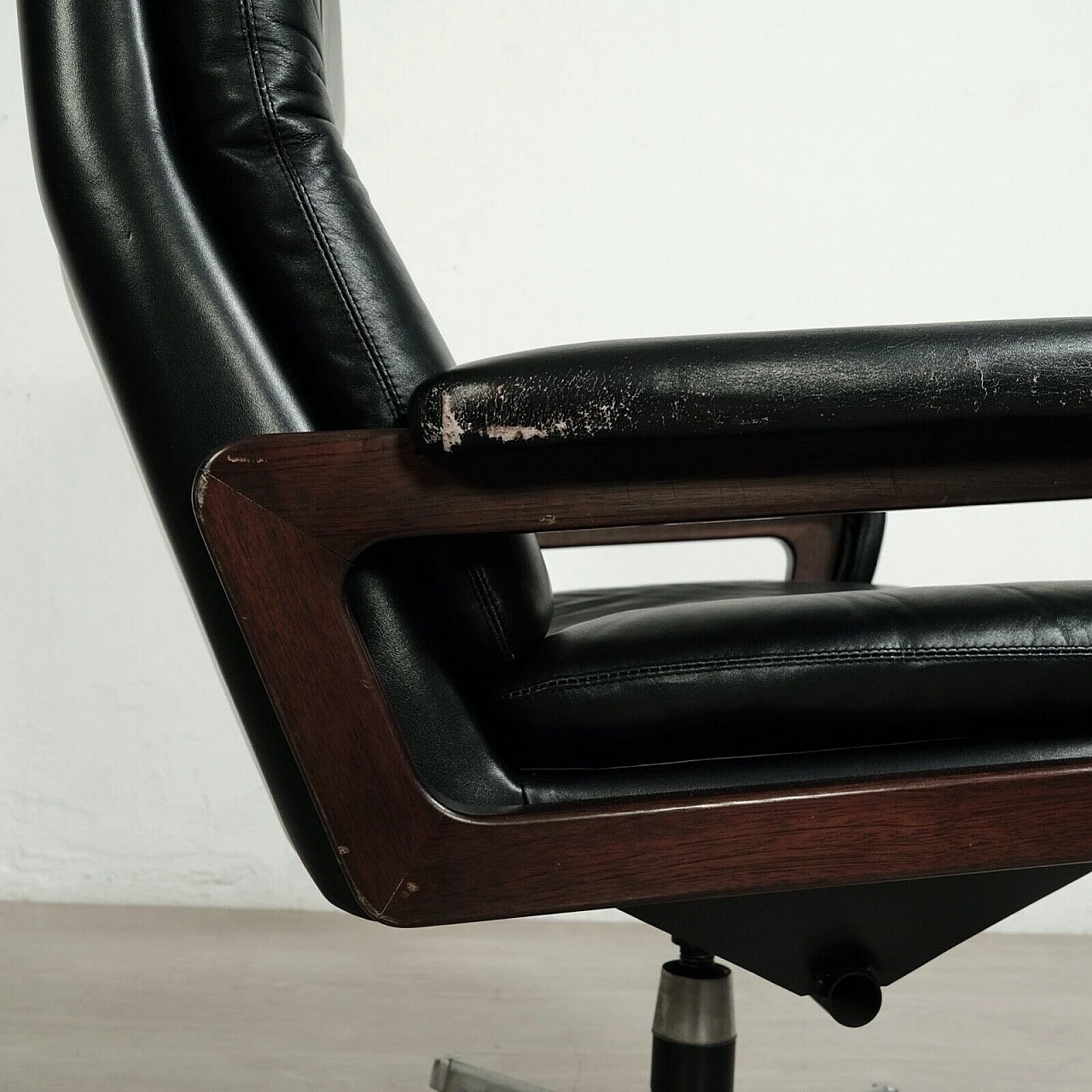 King Chair armchair by André Vandenbeuck for Arflex, 1960s 5