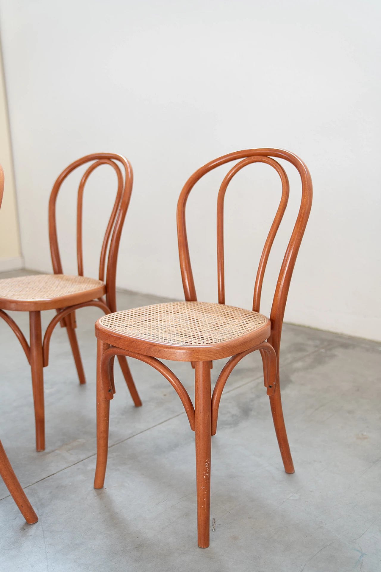 Sedia in faggio curvato e seduta in paglia in stile Thonet, anni '90 6