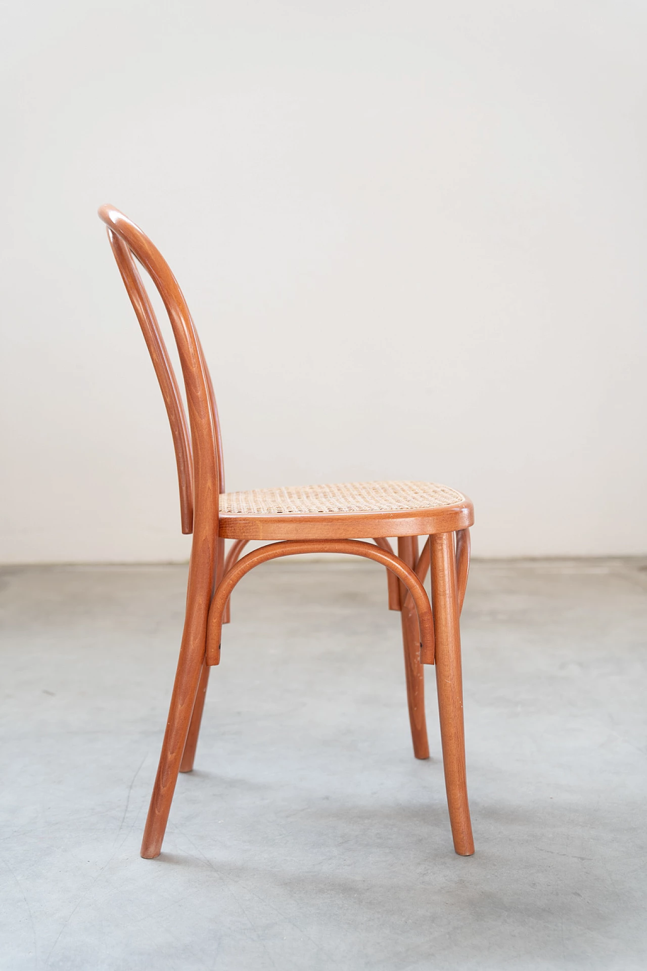 Sedia in faggio curvato e seduta in paglia in stile Thonet, anni '90 9