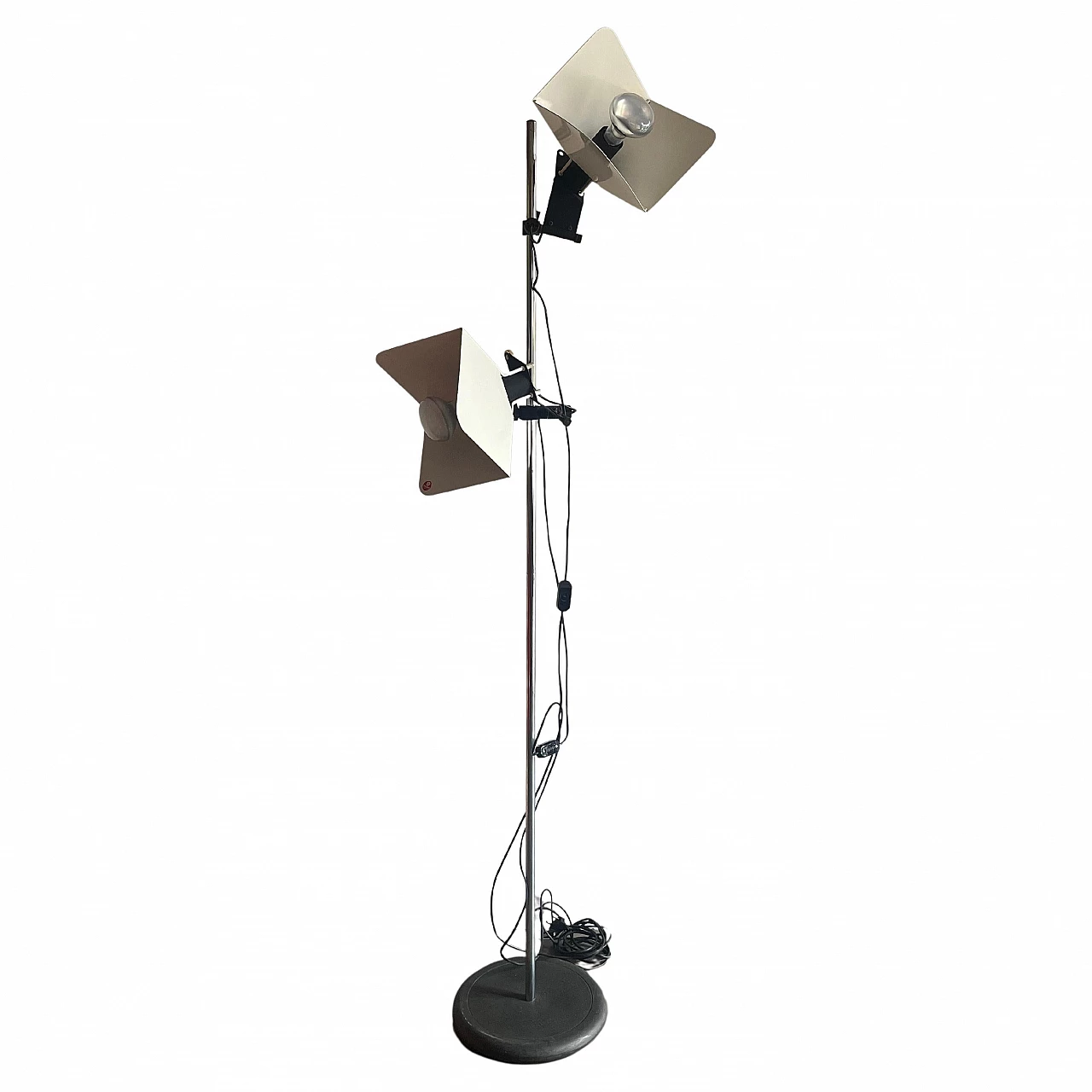 Triedro floor lamp by Joe Colombo for Stilnovo, 1970s 1