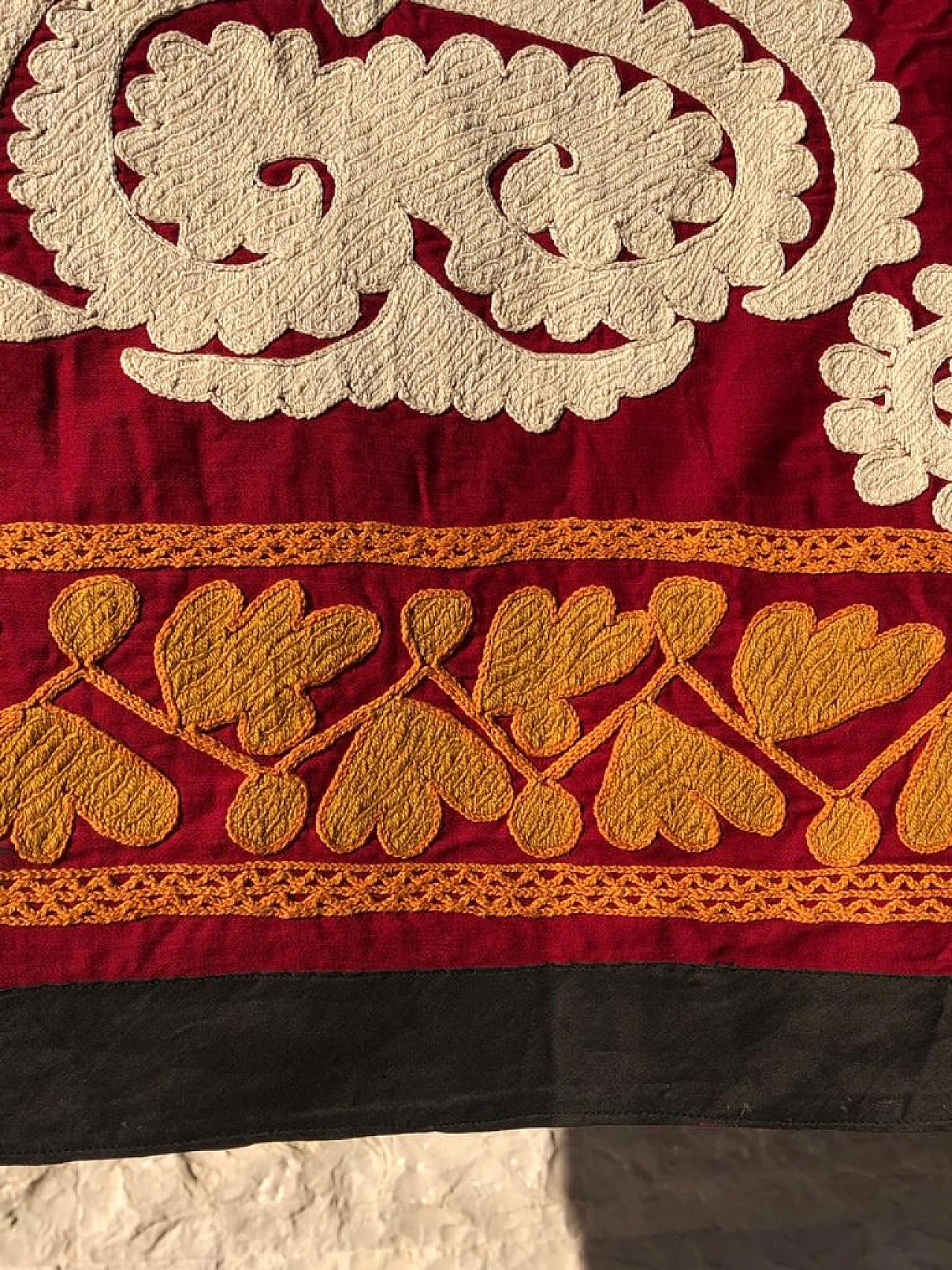 Uzbek Suzani wedding cloth, 19th century 5